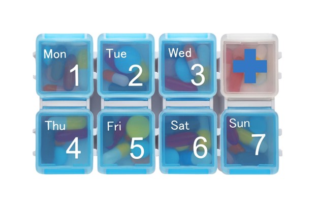 Top Medication Adherence Challenges Outpatient Pharmacies Face in Winter